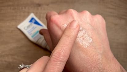 CeraVe AM PM moisturizing lotion