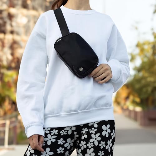 Belt bag lululemonLULULEMON BELT BAG BLACK