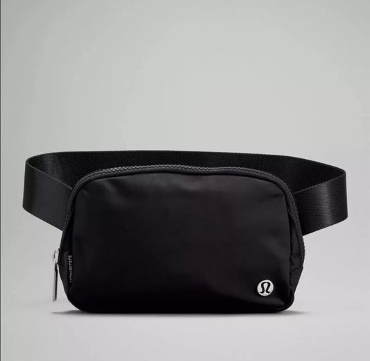 lululemon belt bag